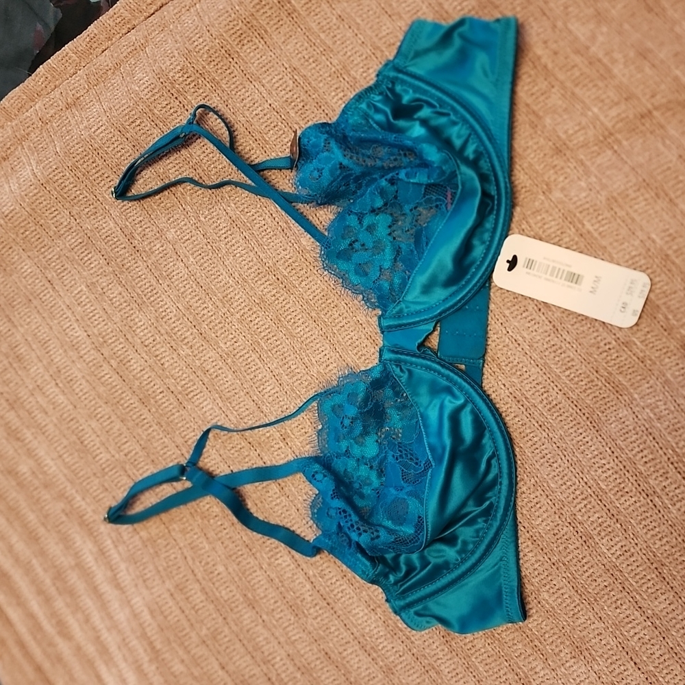 NWT la senza medium underwrite bra lace - Picture 1 of 2